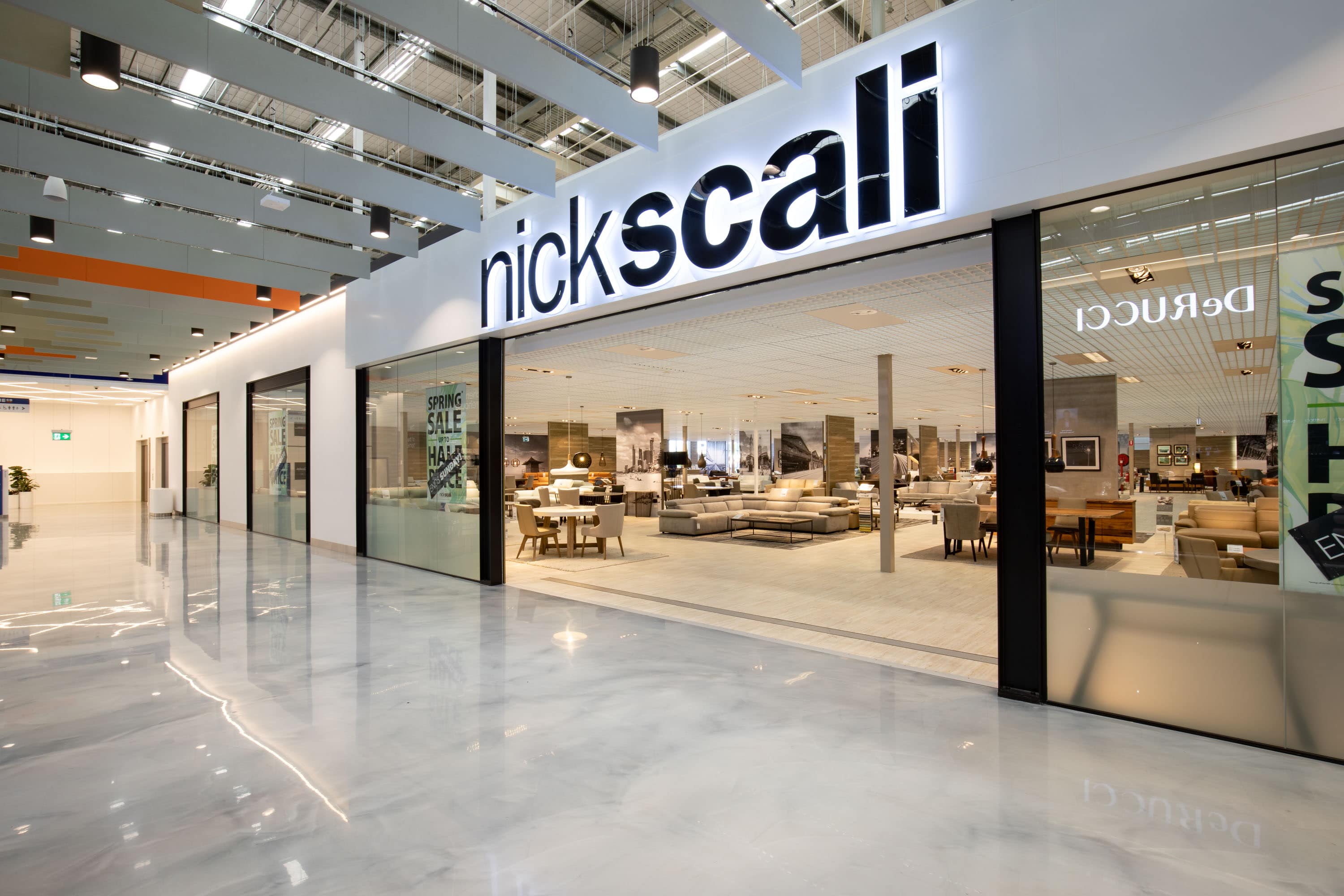 Home Co, Bundall TOMKINS Commercial and Industrial Builders