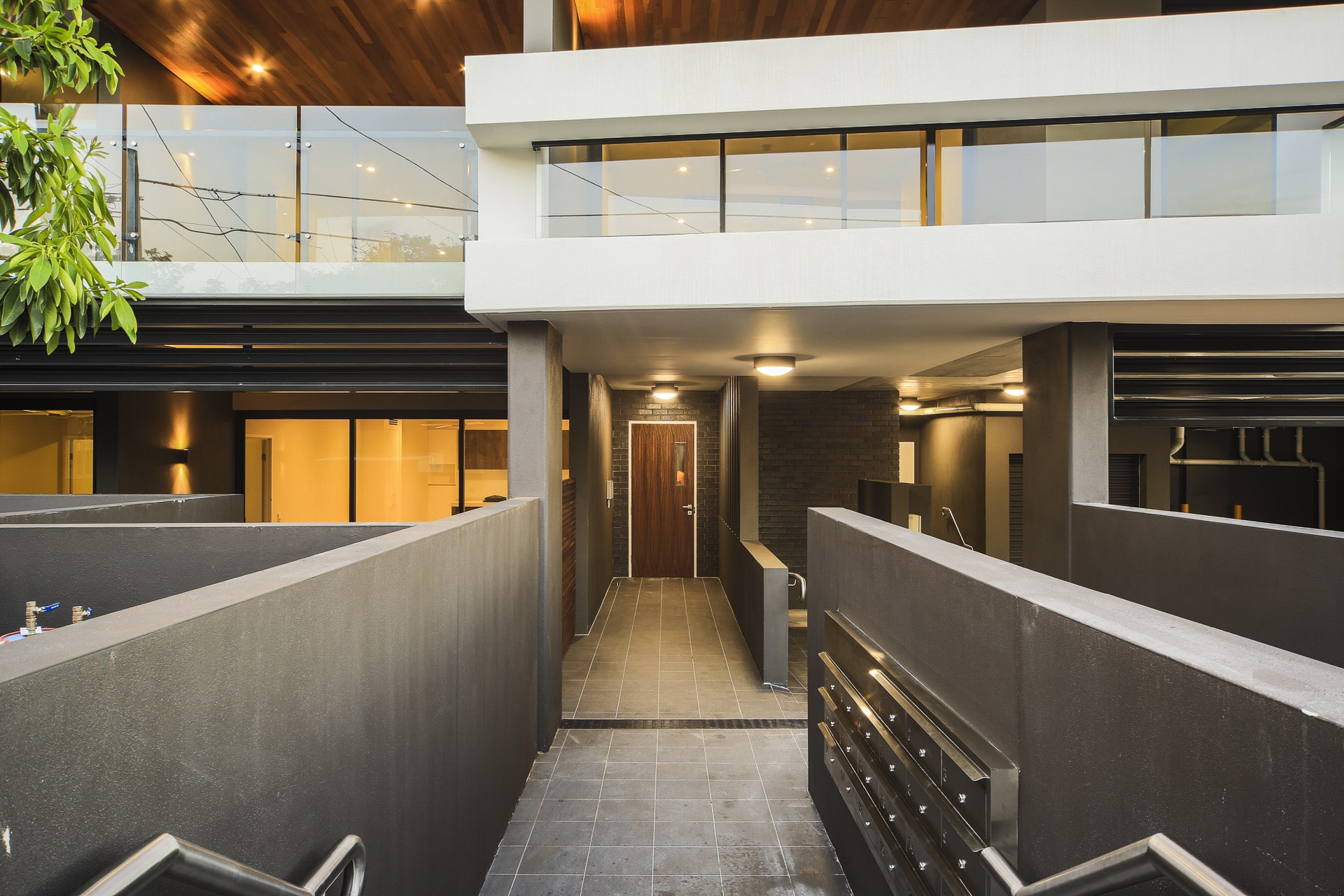 Dornoch Terrace, Highgate Hill TOMKINS Commercial and Industrial Builders